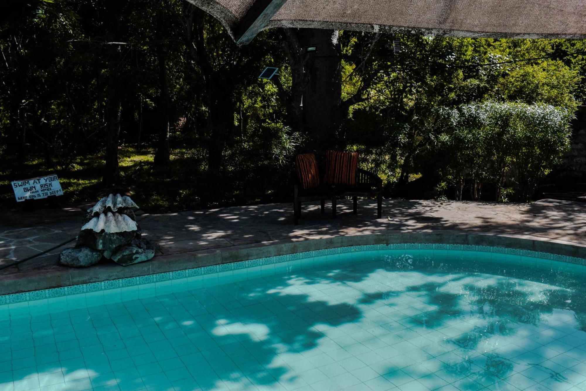 African Hut Tiny Cottage ディアニ・ビーチ エクステリア 写真