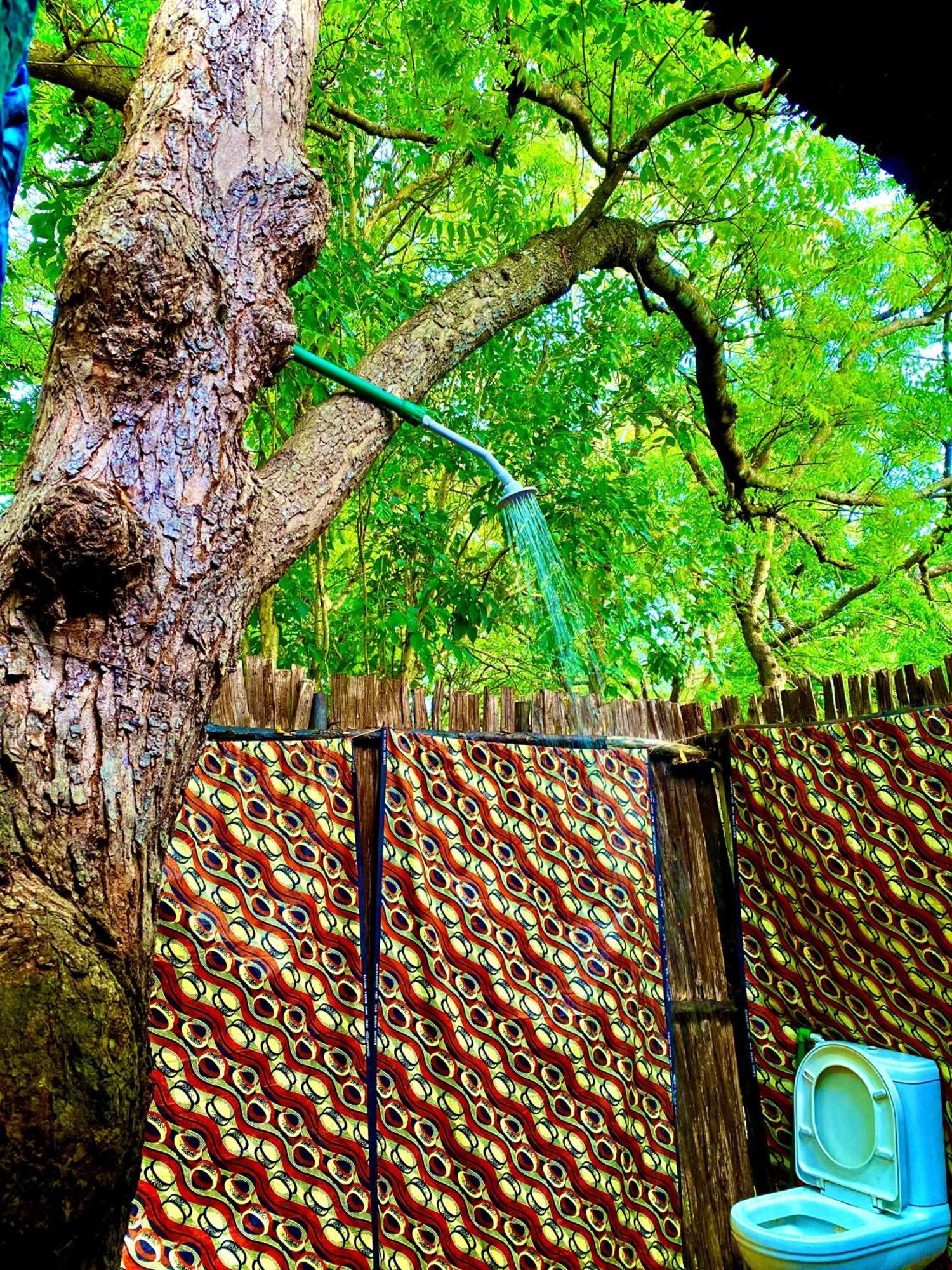African Hut Tiny Cottage ディアニ・ビーチ エクステリア 写真